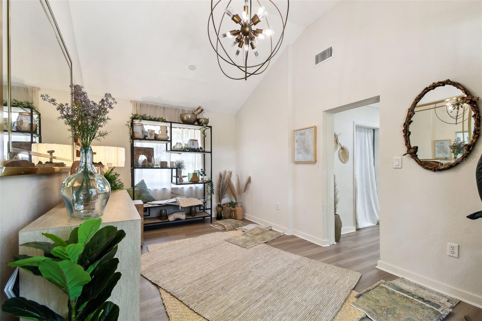 Image 33 of 79 For 246 2nd St N