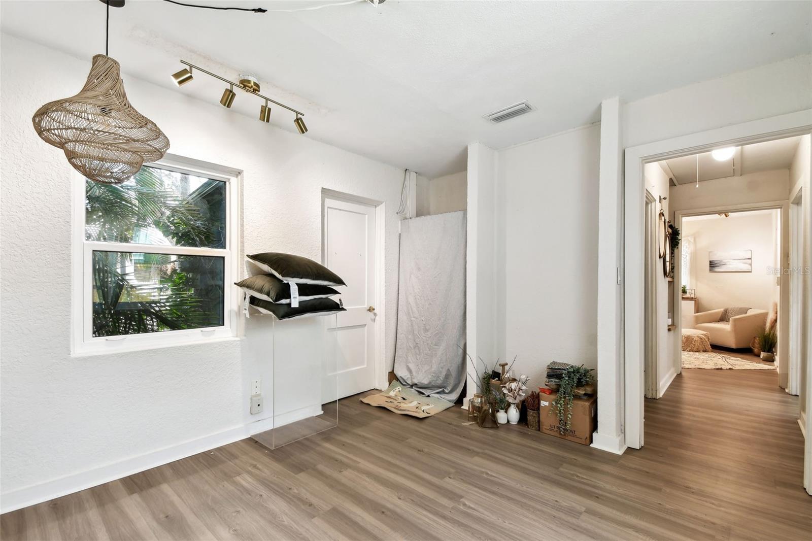 Image 45 of 79 For 246 2nd St N