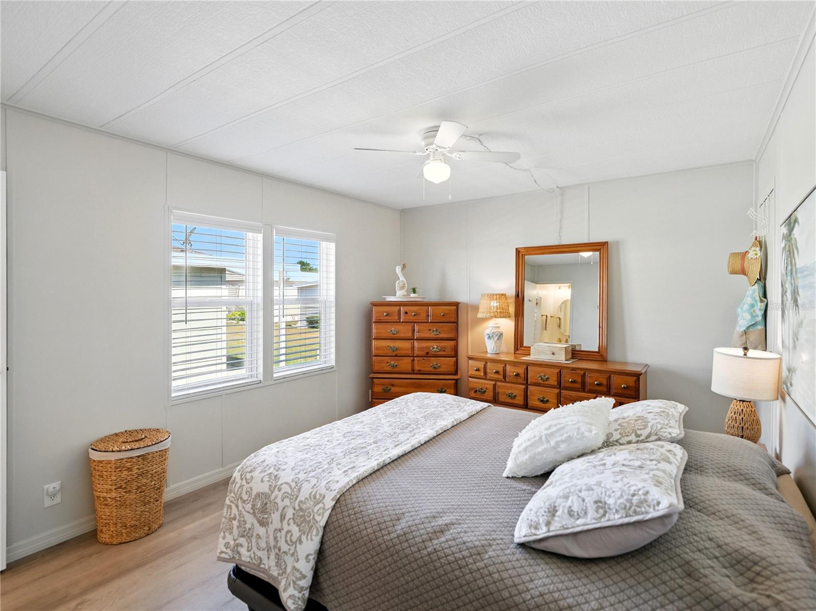 Image 27 of 51 For 35149 Wagner Way