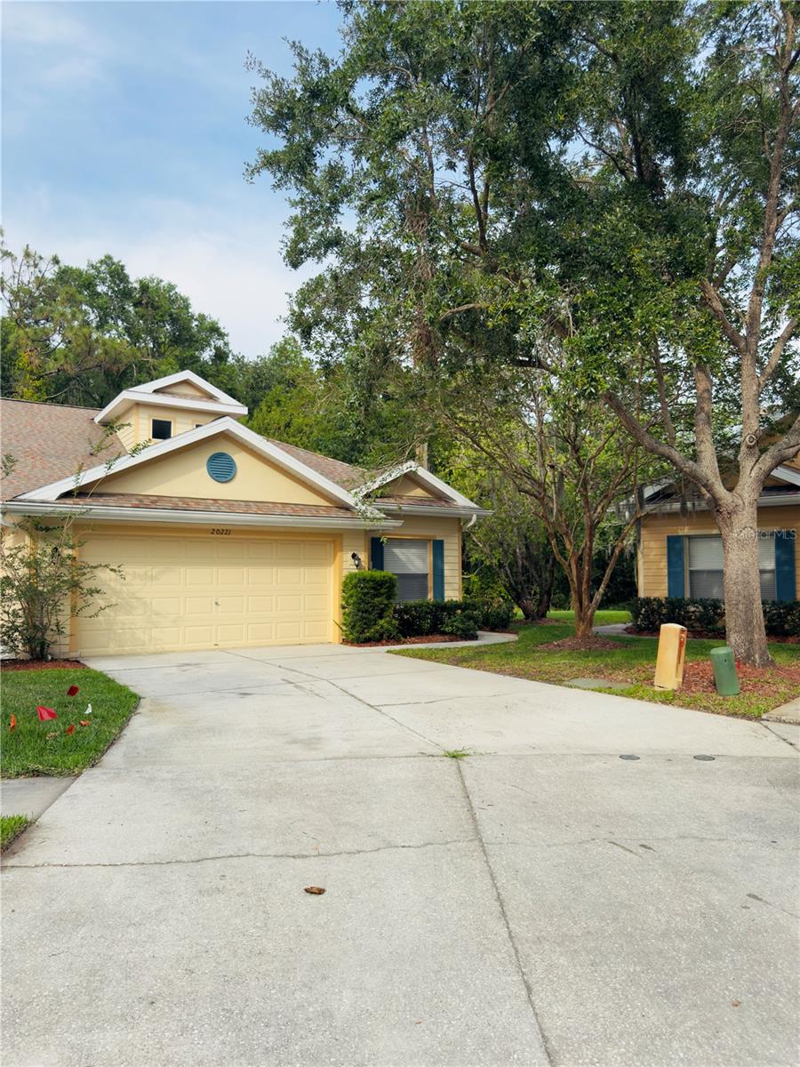 Image 2 of 35 For 20221 Vintage Oaks Place