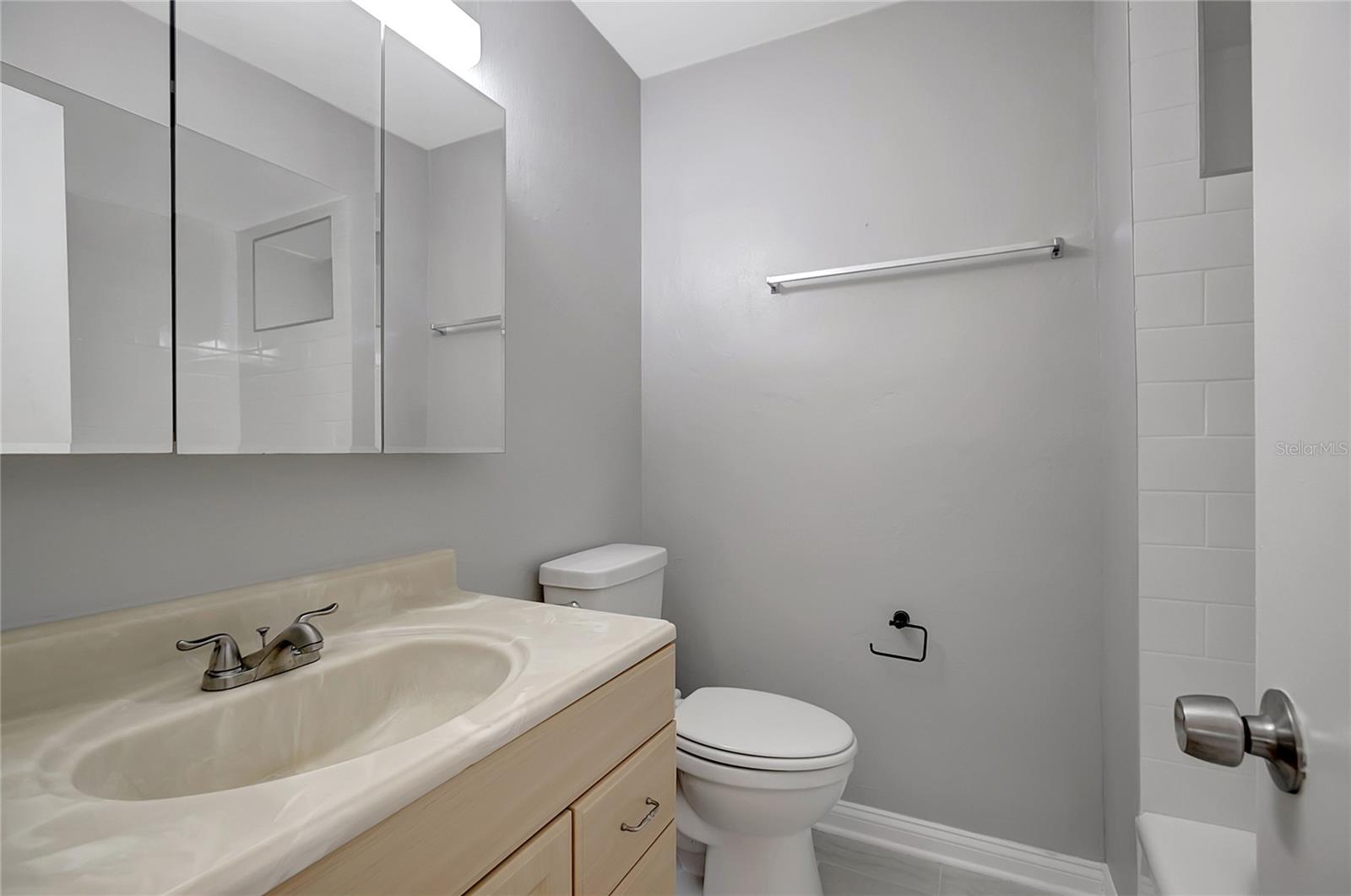 Image 25 of 38 For 6601 13th Street N