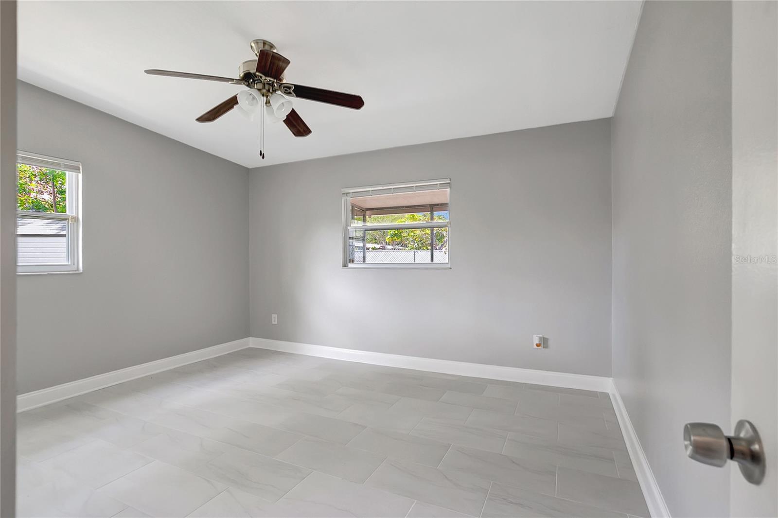 Image 28 of 38 For 6601 13th Street N