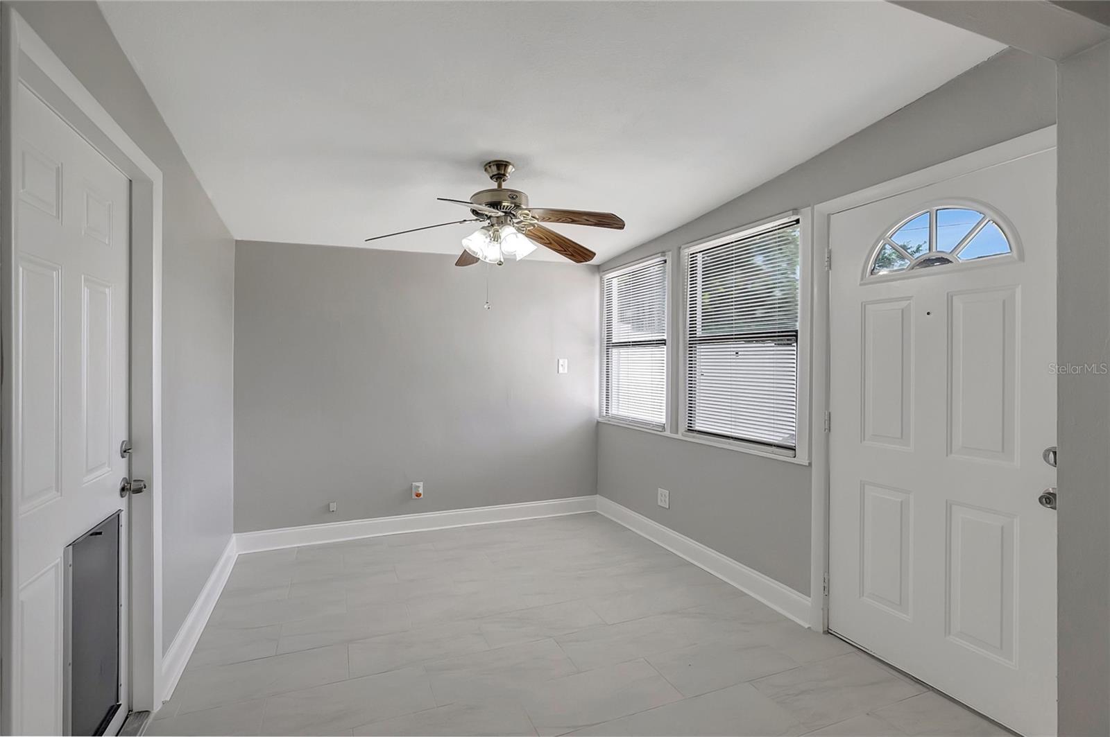 Image 5 of 38 For 6601 13th Street N