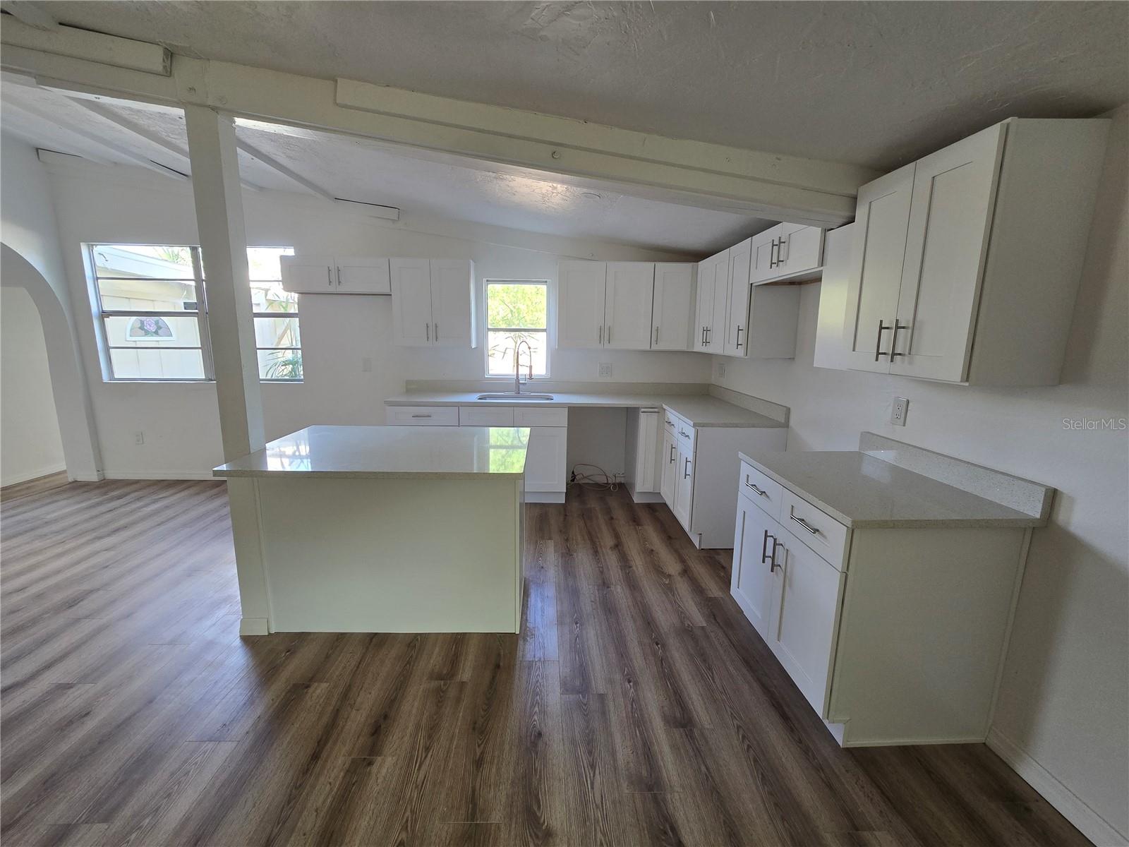 Image 3 of 15 For 9541 Round Lake Drive
