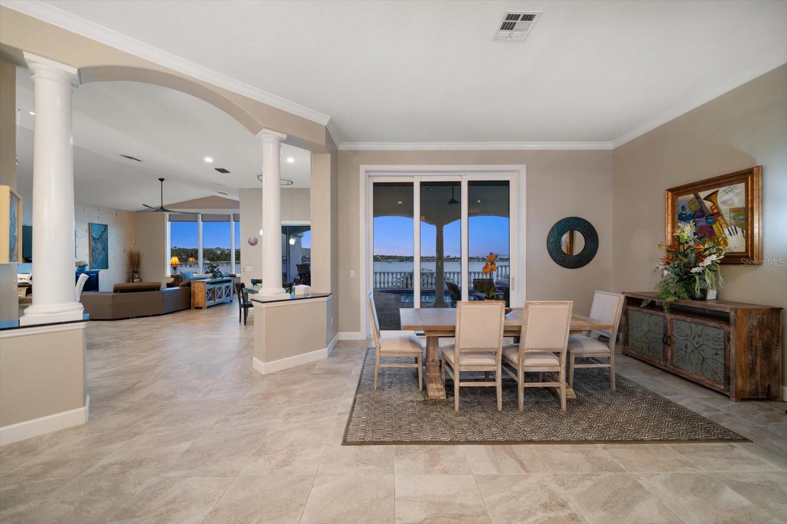 Image 7 of 54 For 14 Sunset Bay Drive