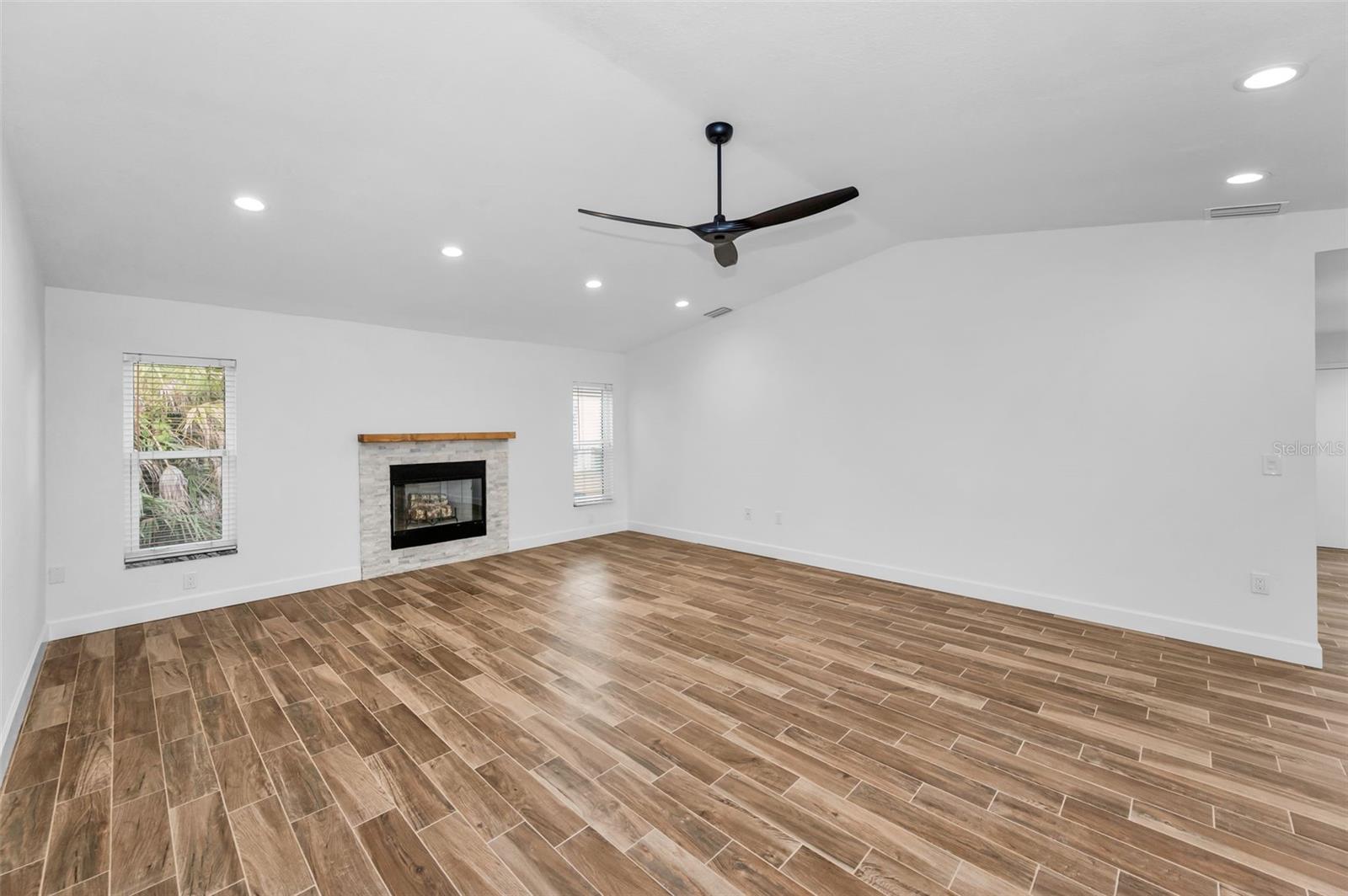 Image 16 of 50 For 3079 Osprey Lane