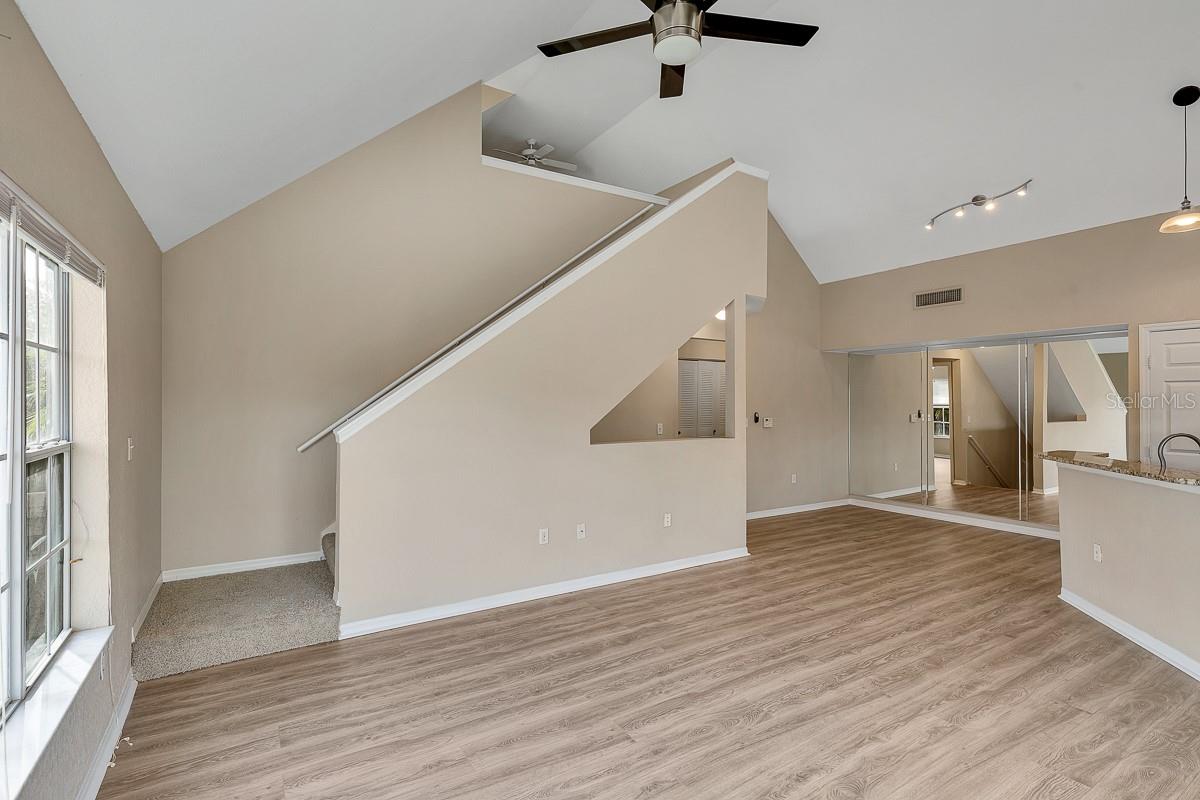 Image 11 of 35 For 9414 Lake Chase Island Way 9414