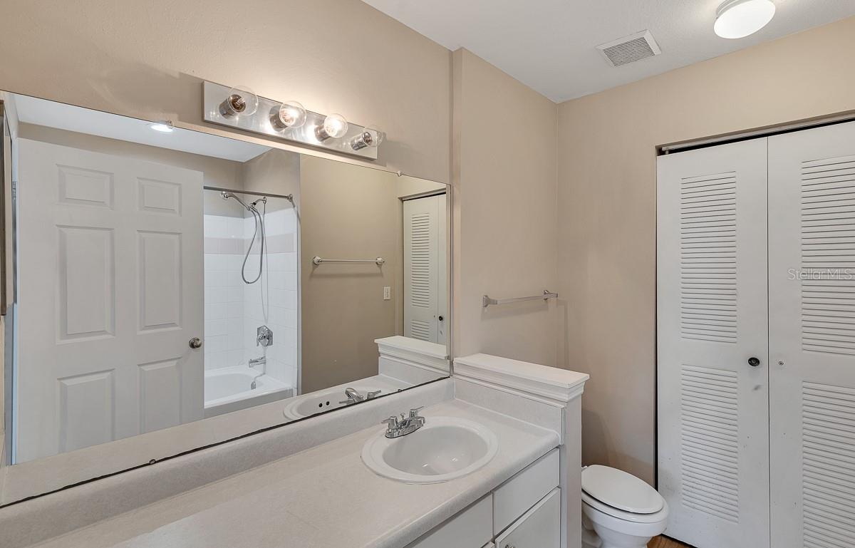 Image 17 of 35 For 9414 Lake Chase Island Way 9414
