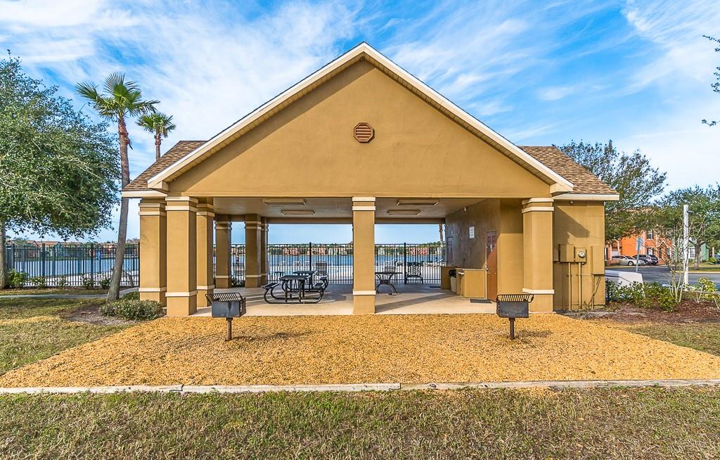 Image 28 of 35 For 9414 Lake Chase Island Way 9414