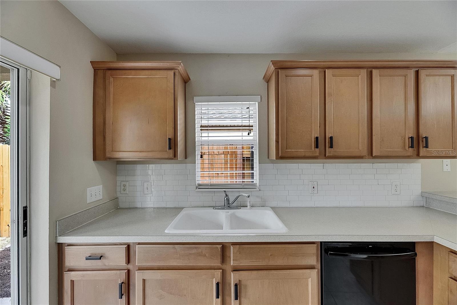 Image 10 of 27 For 925 Windton Oak Drive
