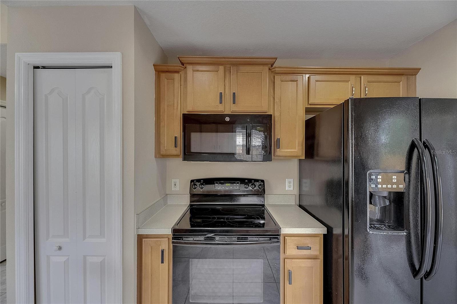 Image 12 of 27 For 925 Windton Oak Drive