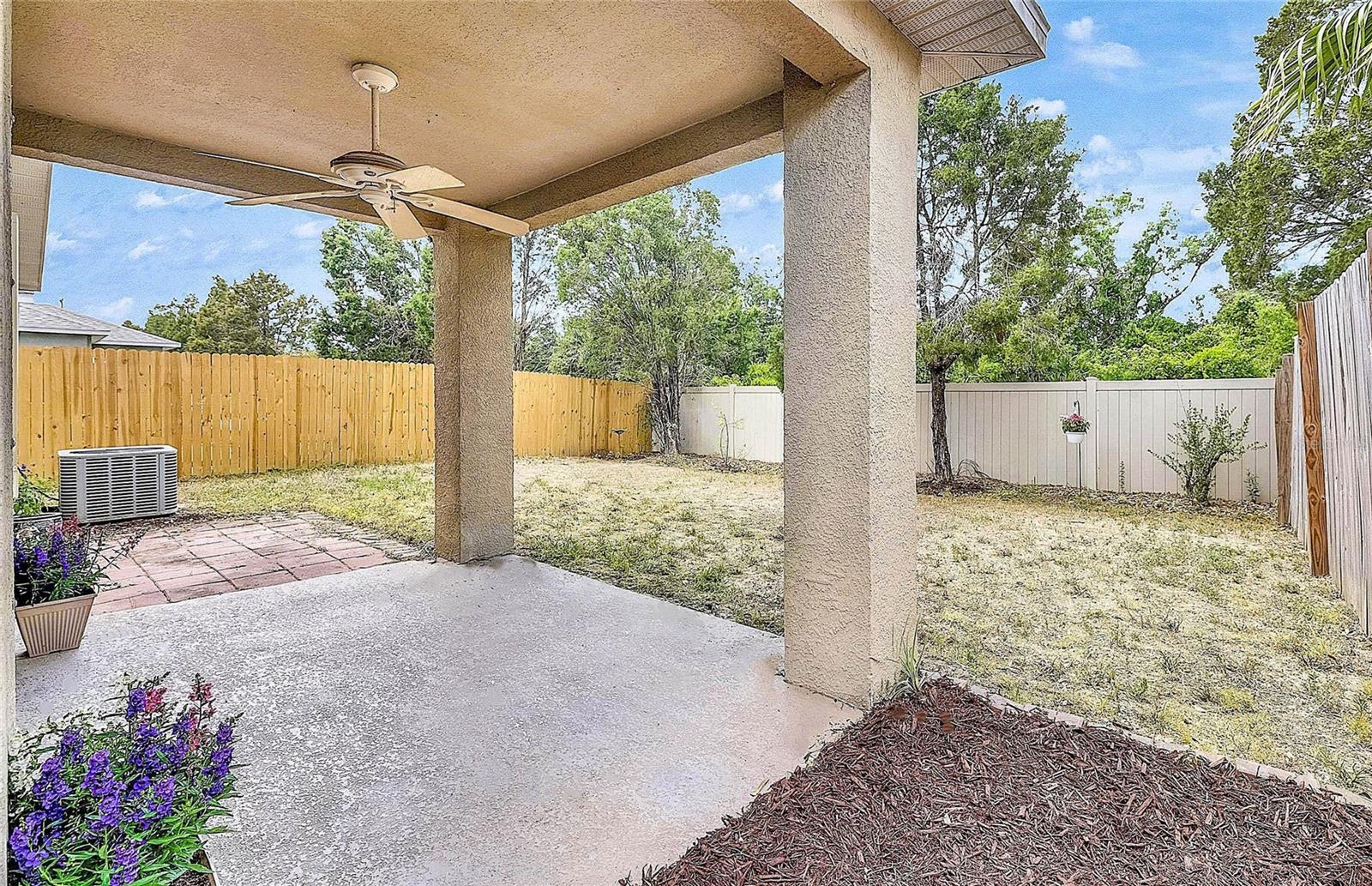 Image 13 of 27 For 925 Windton Oak Drive