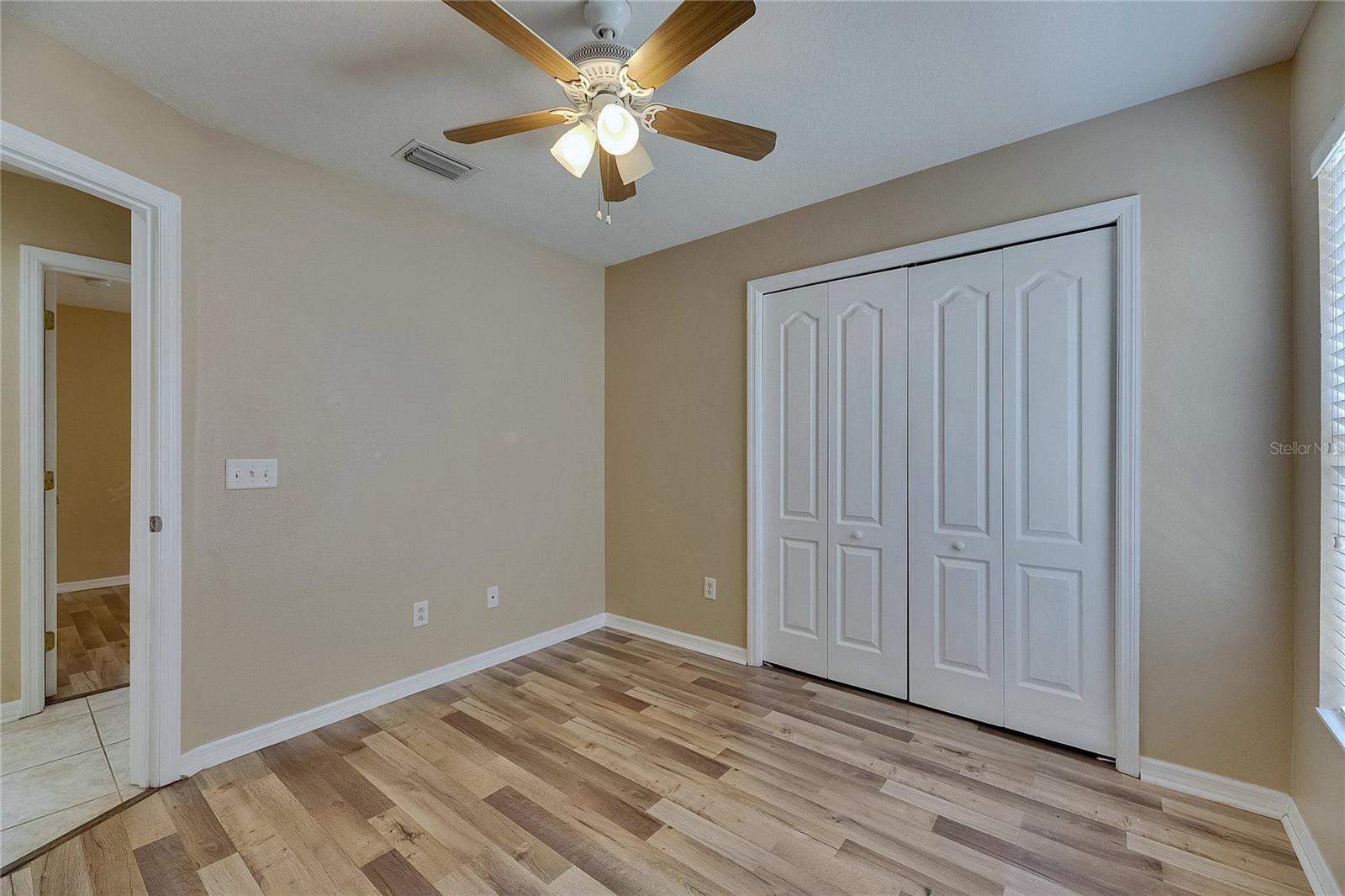 Image 20 of 27 For 925 Windton Oak Drive