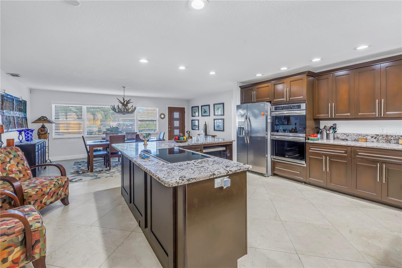 Image 17 of 74 For 1990 59th Street N