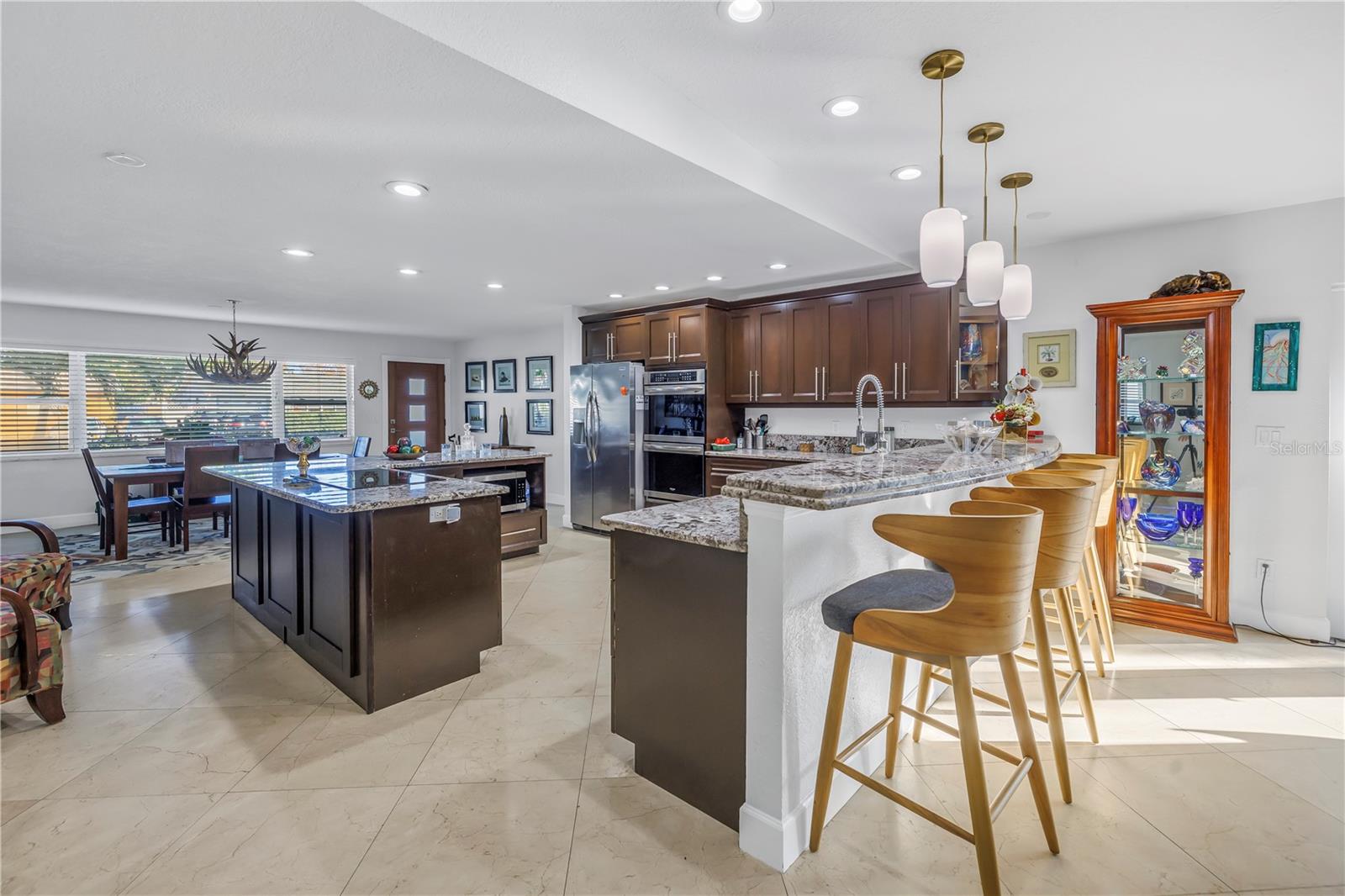 Image 18 of 74 For 1990 59th Street N