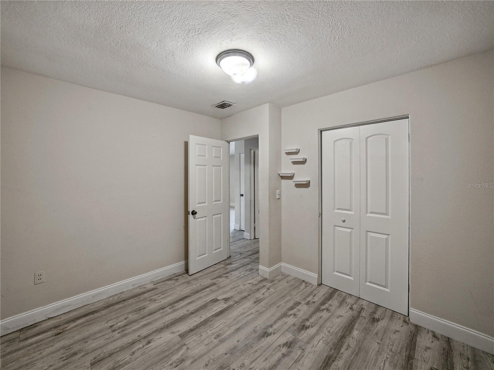 Image 18 of 65 For 1205 Crestwood Drive