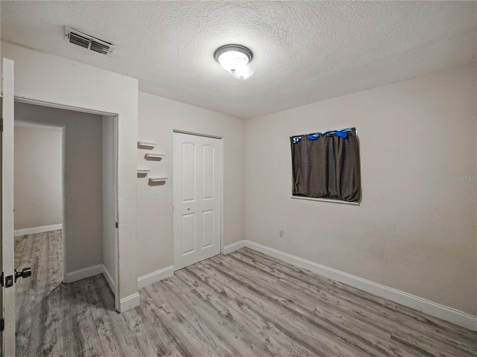 Image 19 of 65 For 1205 Crestwood Drive