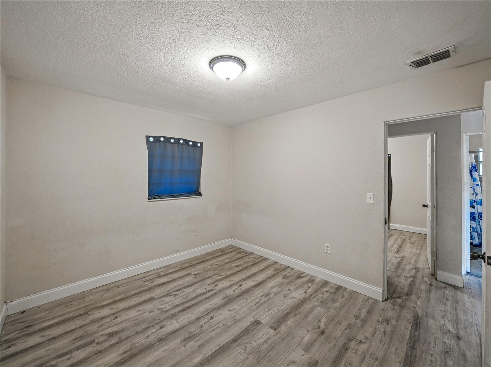 Image 21 of 65 For 1205 Crestwood Drive