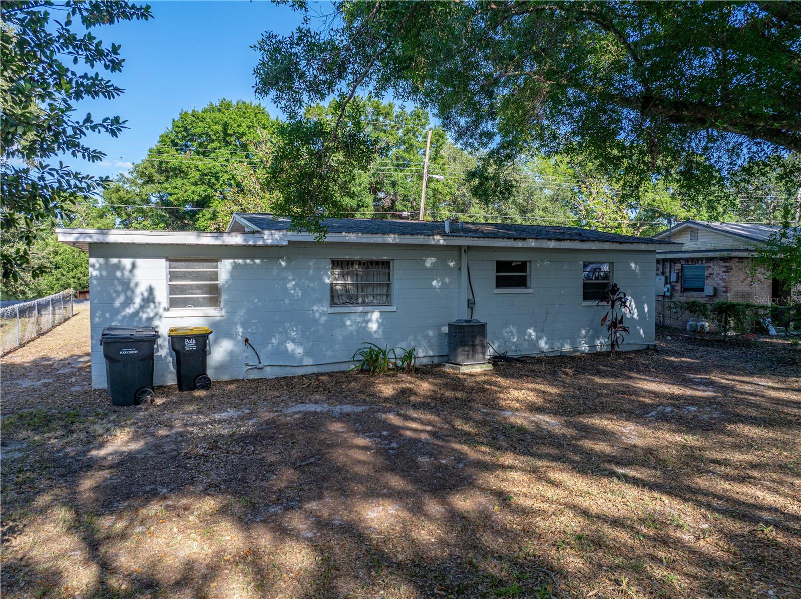 Image 27 of 65 For 1205 Crestwood Drive