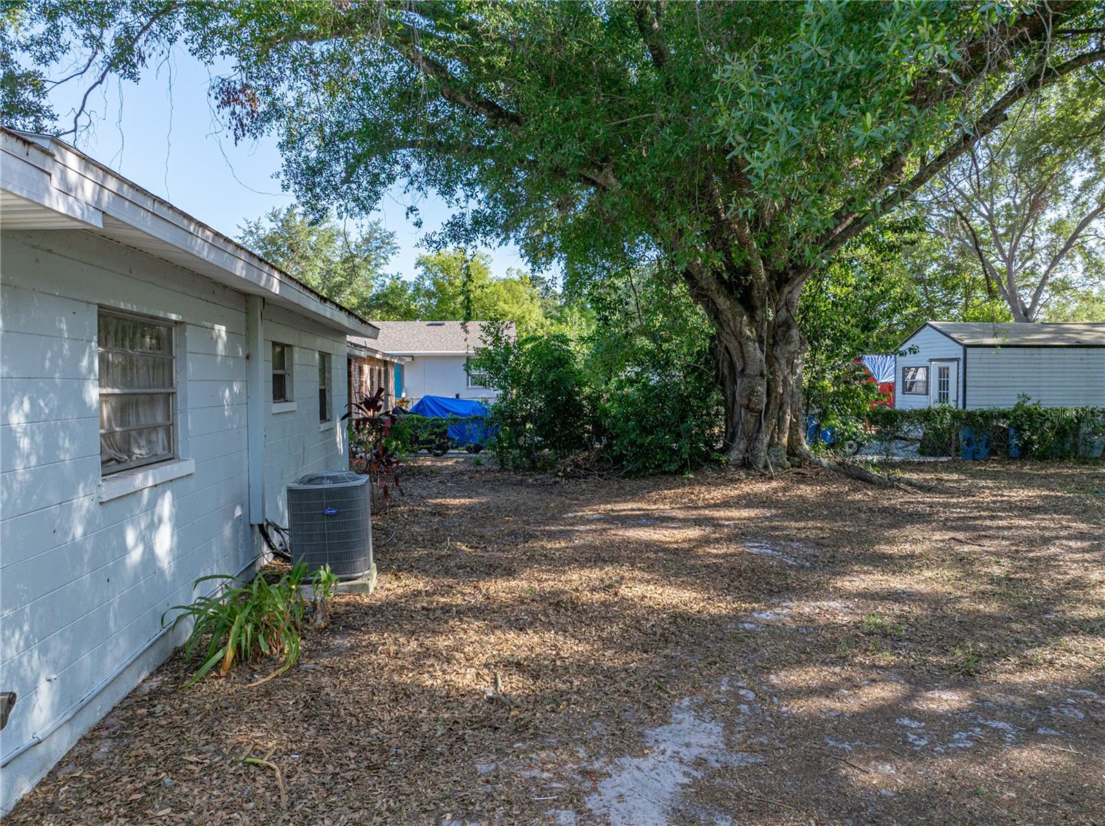 Image 33 of 65 For 1205 Crestwood Drive