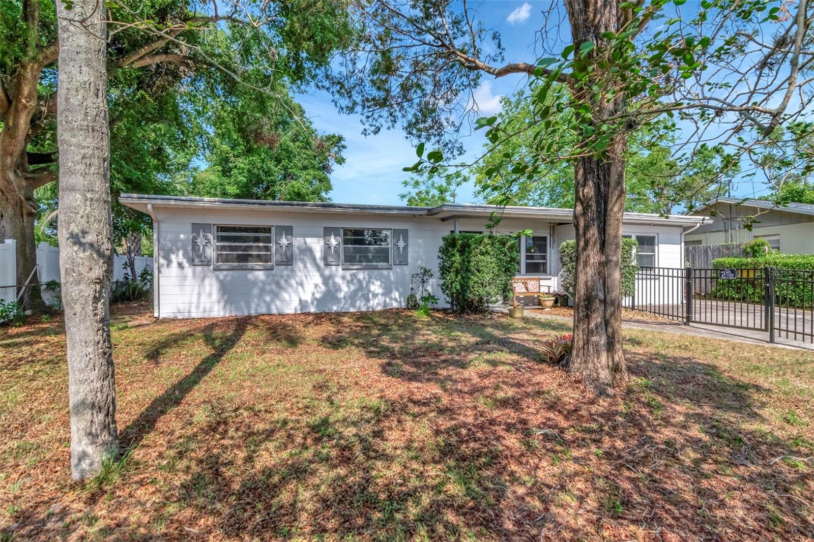 Image 3 of 37 For 11308 Hamner Avenue