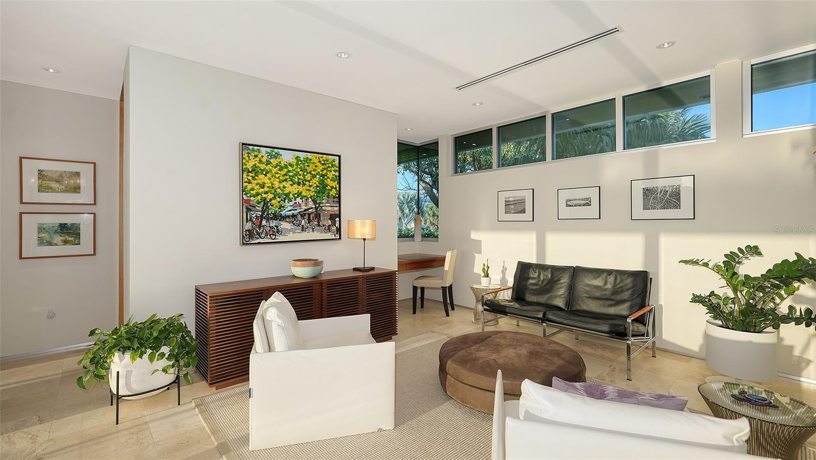 Image 10 of 81 For 1625 Gaspar Drive S
