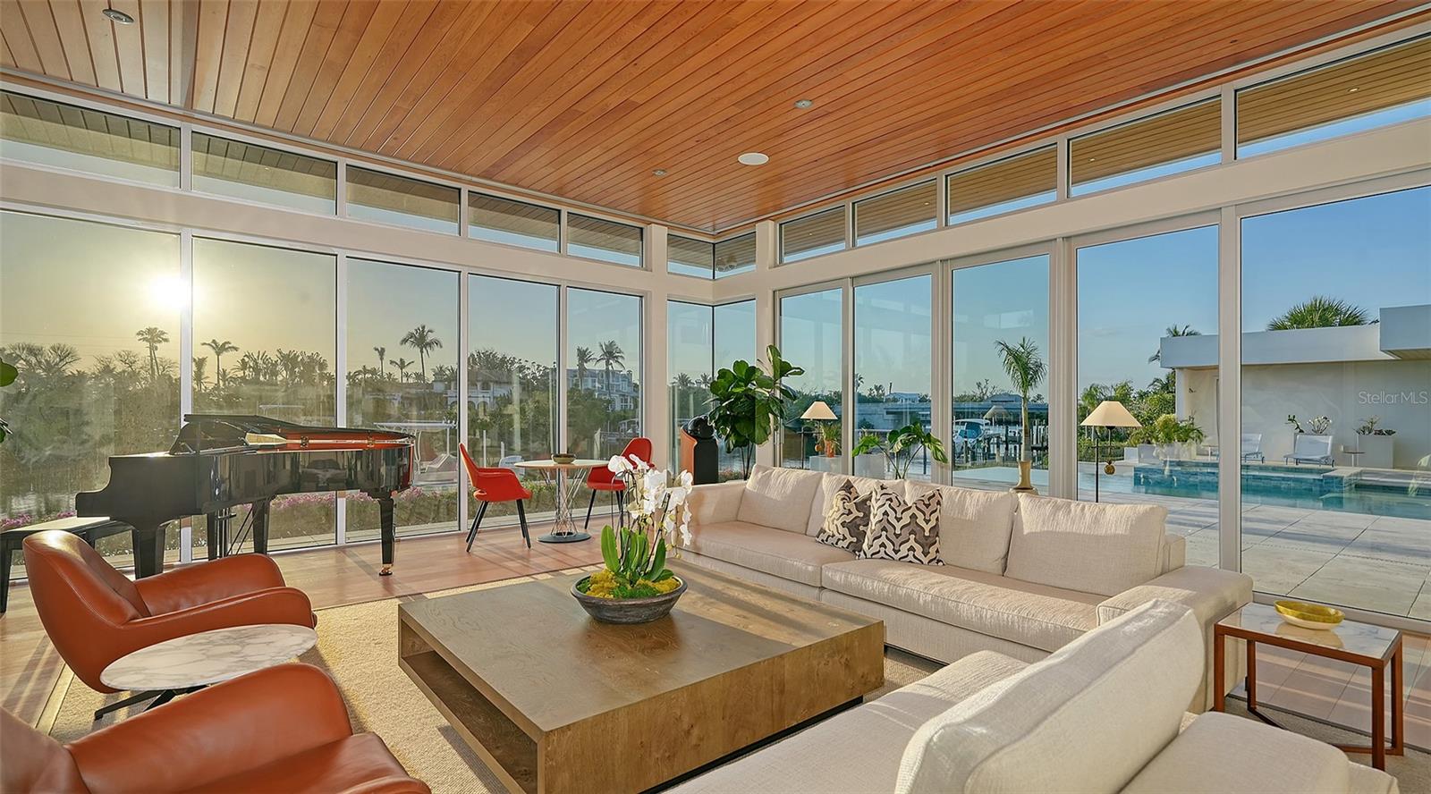 Image 13 of 81 For 1625 Gaspar Drive S