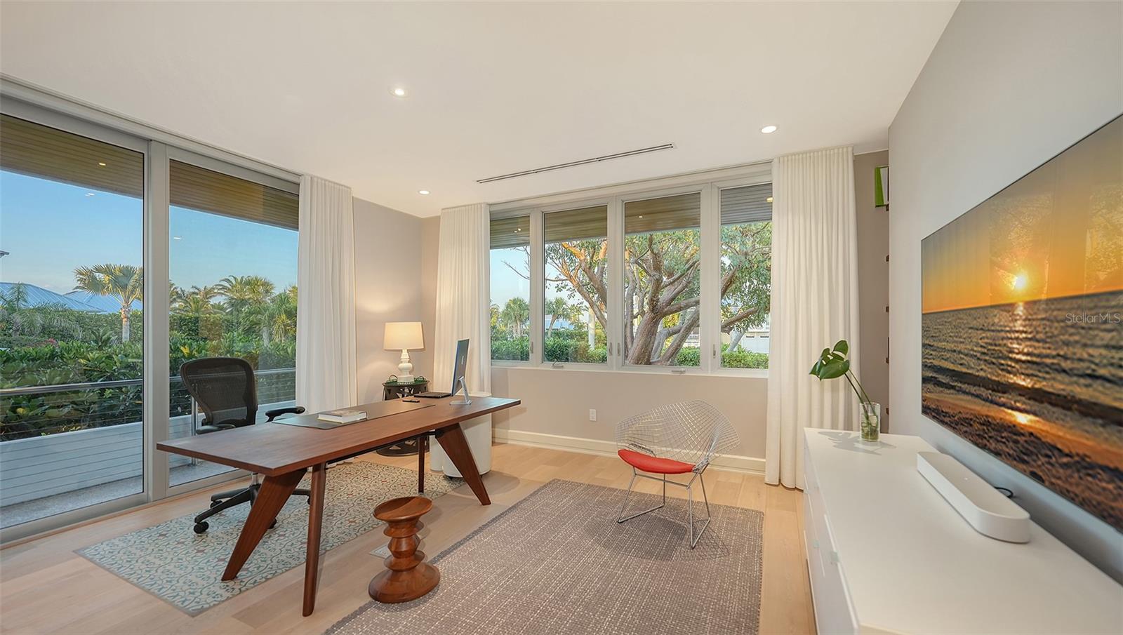 Image 30 of 81 For 1625 Gaspar Drive S