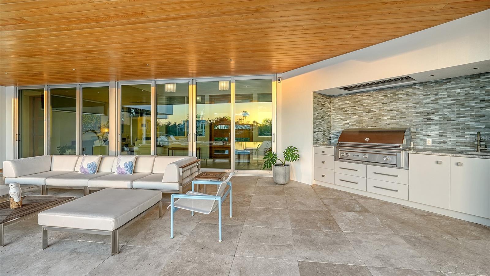 Image 60 of 81 For 1625 Gaspar Drive S