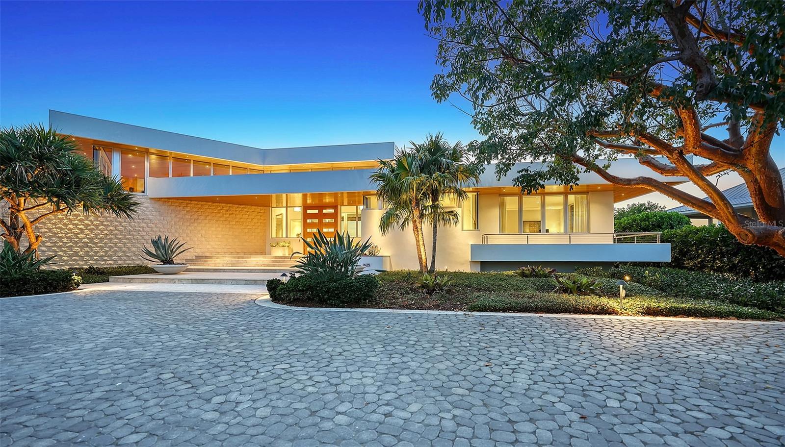 Image 72 of 81 For 1625 Gaspar Drive S