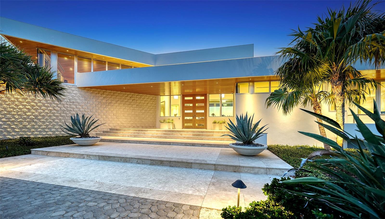 Image 73 of 81 For 1625 Gaspar Drive S