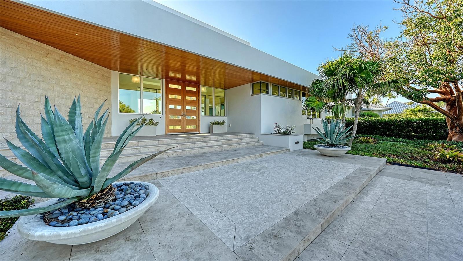 Image 74 of 81 For 1625 Gaspar Drive S