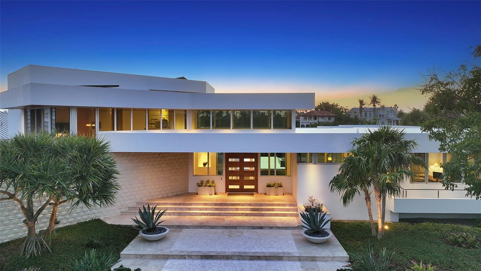 Image 76 of 81 For 1625 Gaspar Drive S