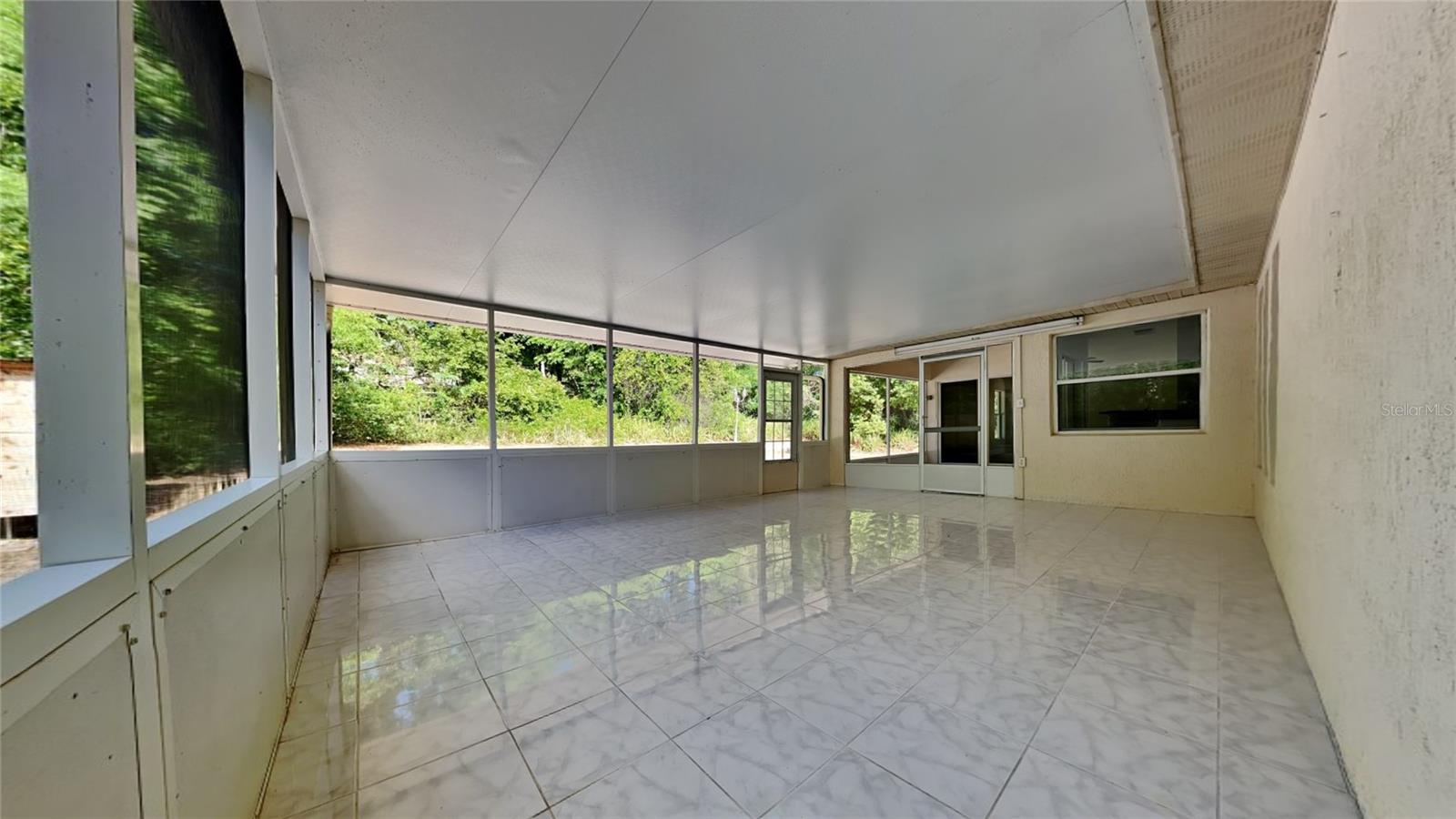 Image 18 of 20 For 210 Alta Vista Street