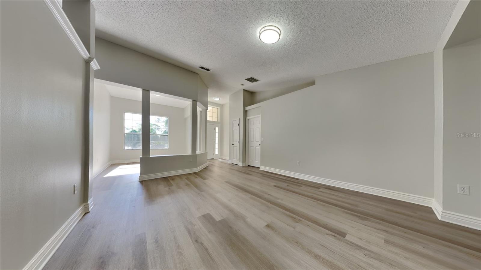 Image 4 of 20 For 210 Alta Vista Street