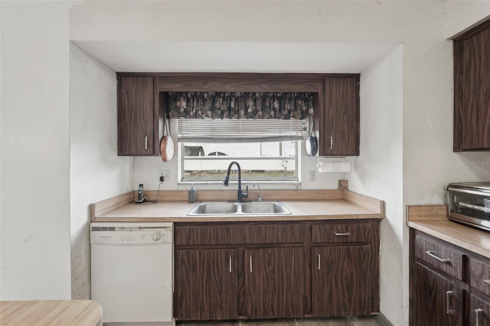 Image 12 of 45 For 20413 Keene Road