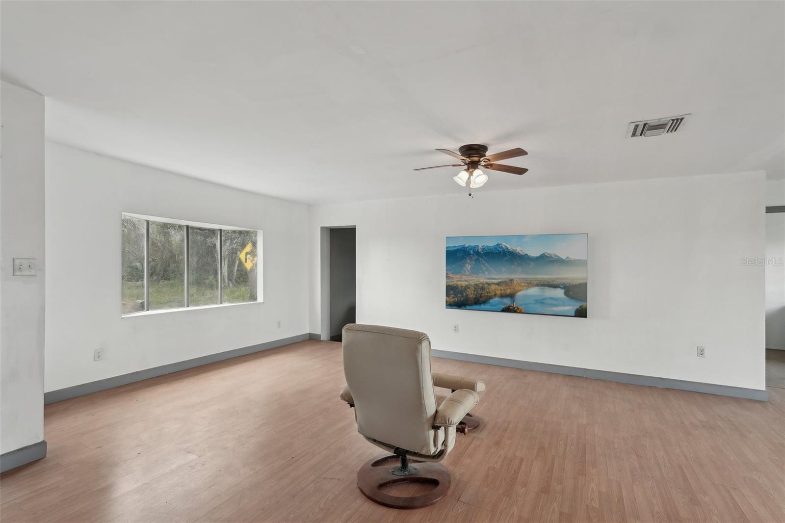 Image 8 of 45 For 20413 Keene Road