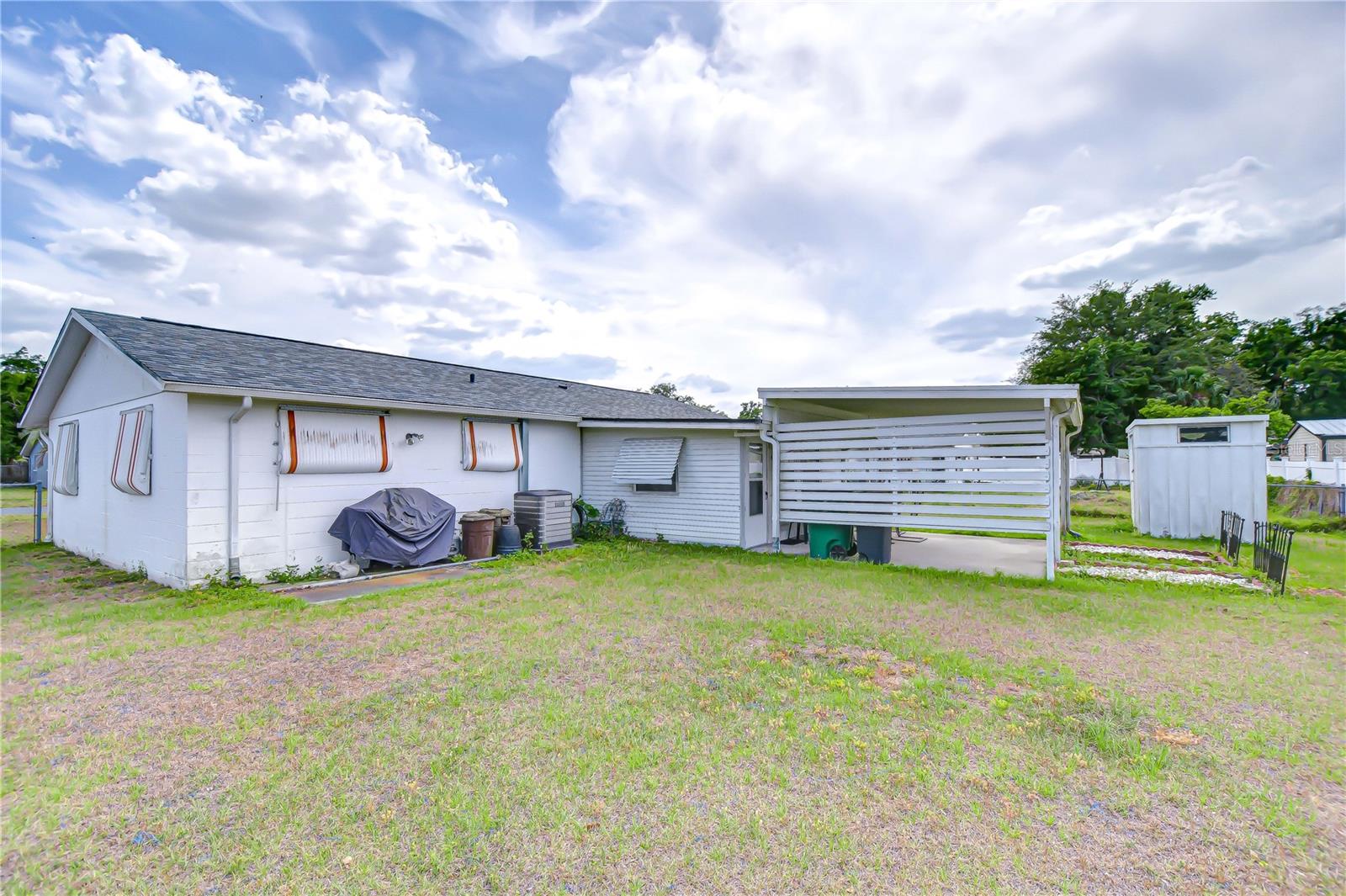 Image 14 of 39 For 39423 9th Avenue