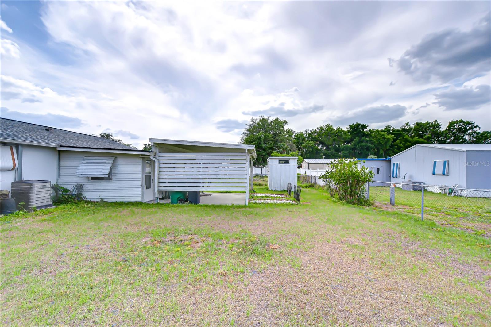 Image 15 of 39 For 39423 9th Avenue