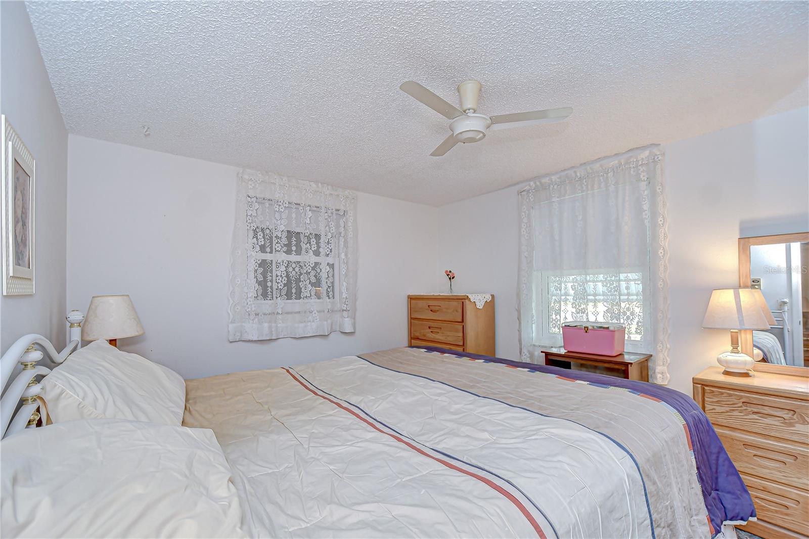 Image 33 of 39 For 39423 9th Avenue
