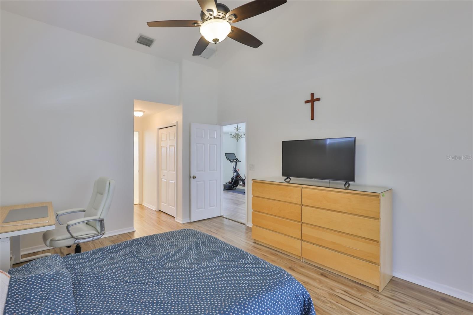 Image 16 of 37 For 6332 35th Avenue Circle E