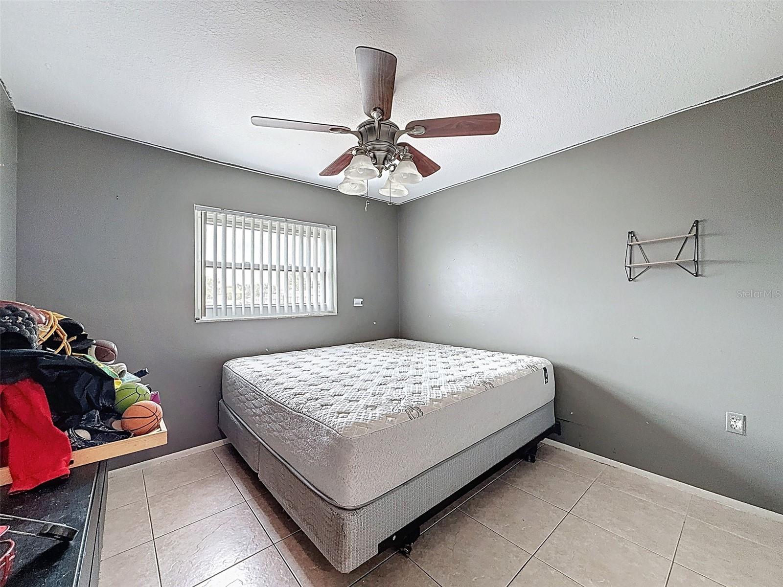 Listing photo id 22 for 7237 Bramblewood Drive