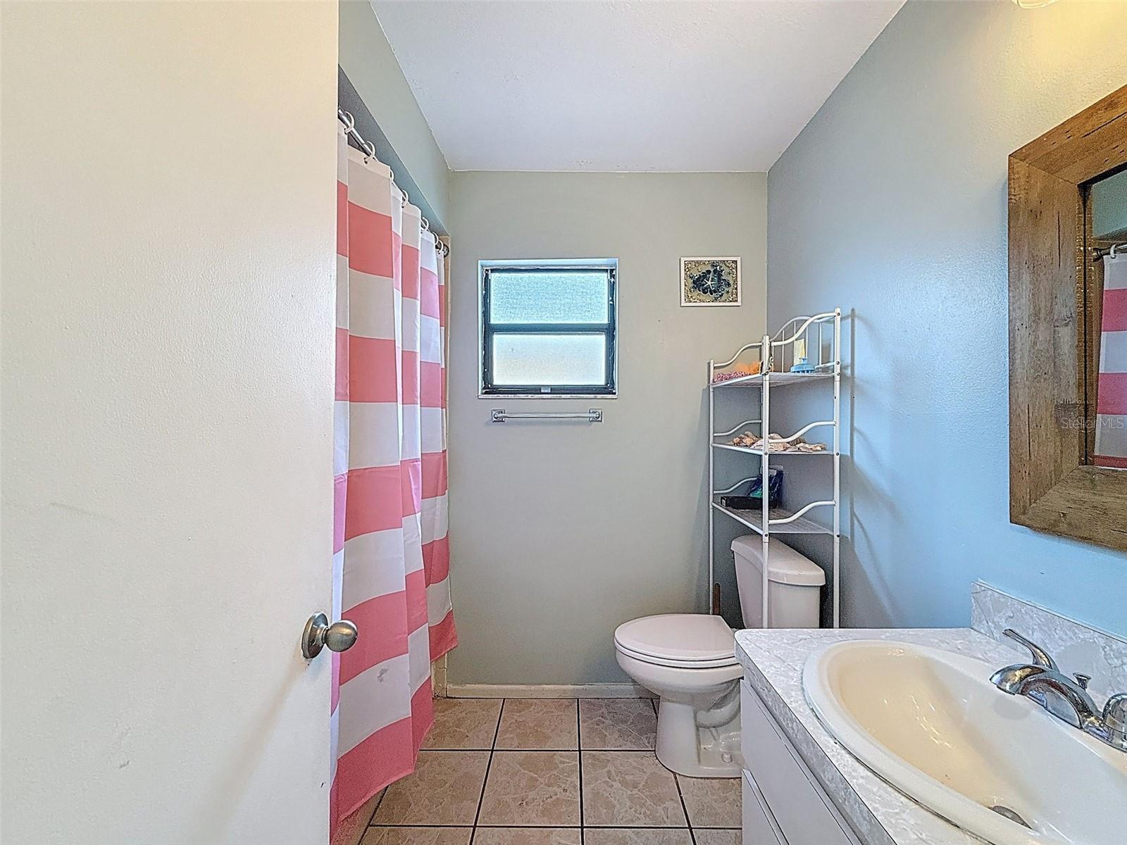 Listing photo id 25 for 7237 Bramblewood Drive
