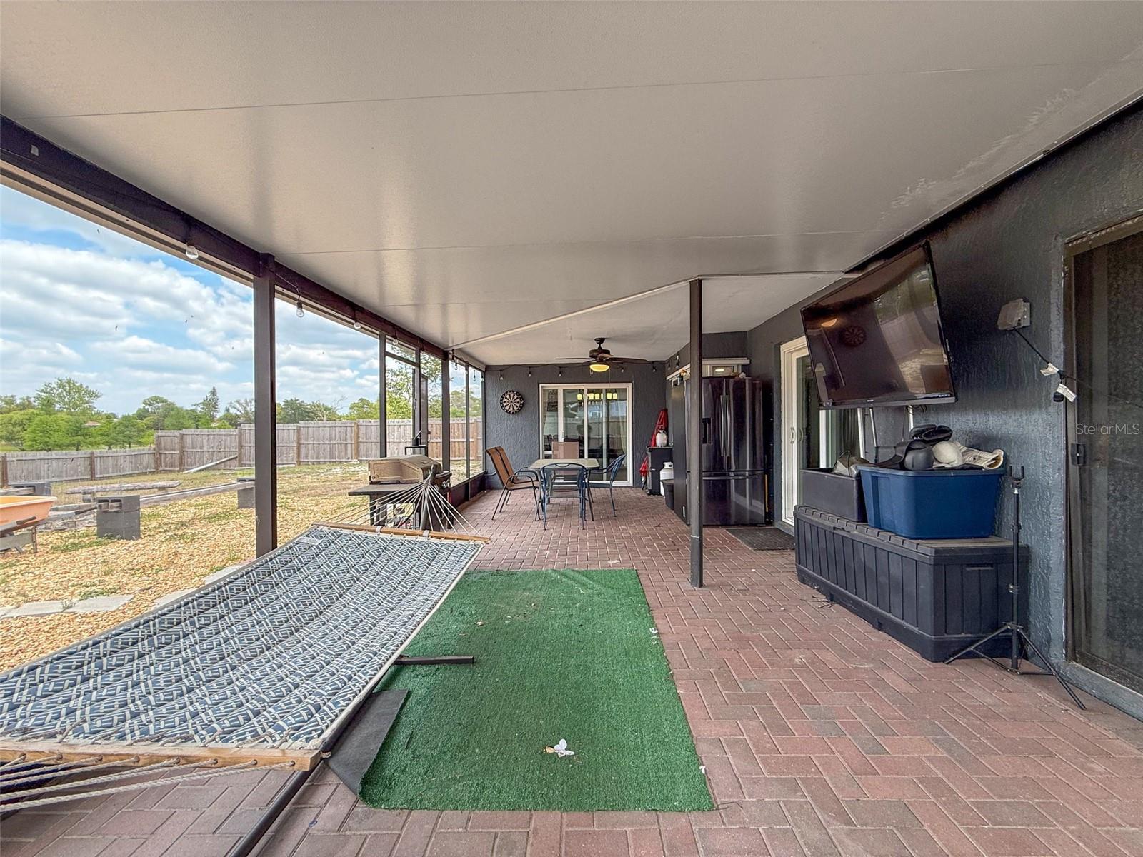 Listing photo id 37 for 7237 Bramblewood Drive