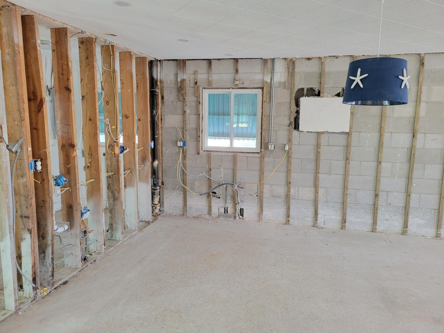 Image 13 of 17 For 14555 Bayshore Drive