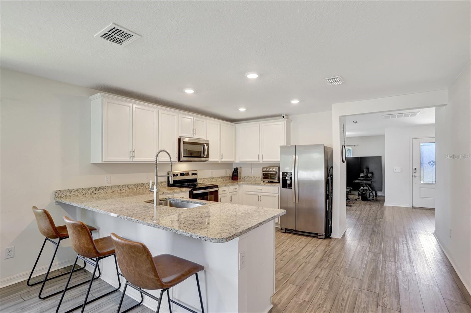 Image 12 of 74 For 329 Aster Court