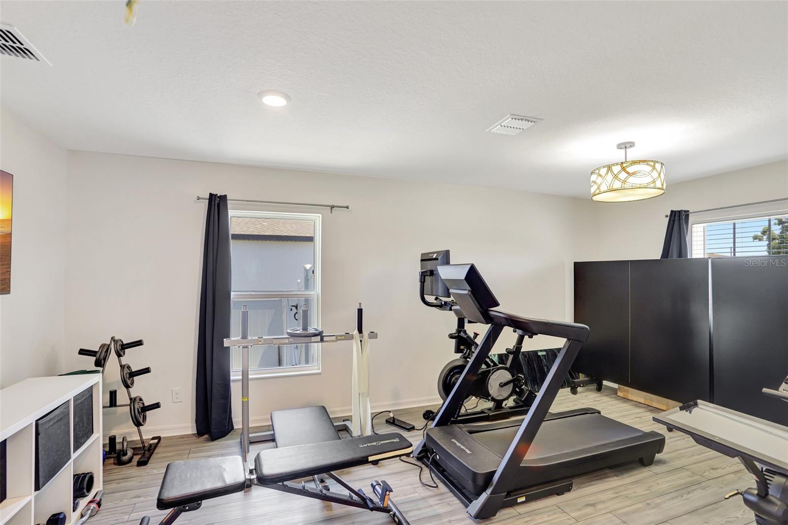 Image 15 of 74 For 329 Aster Court