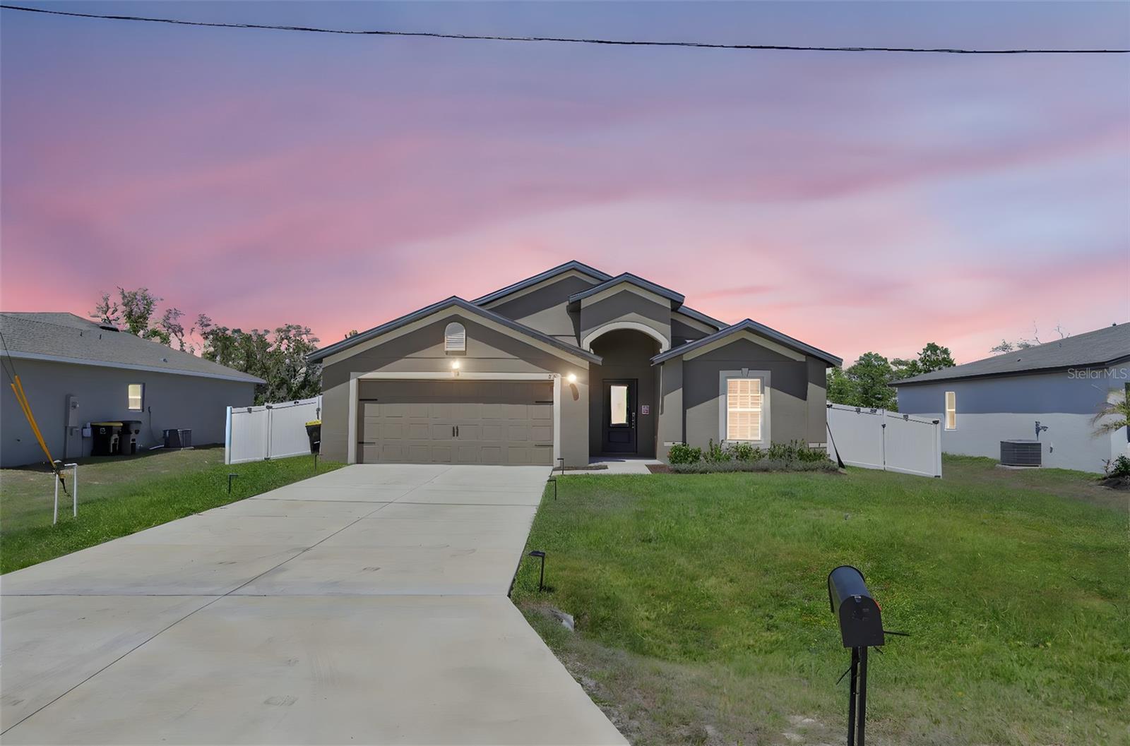 Image 3 of 74 For 329 Aster Court