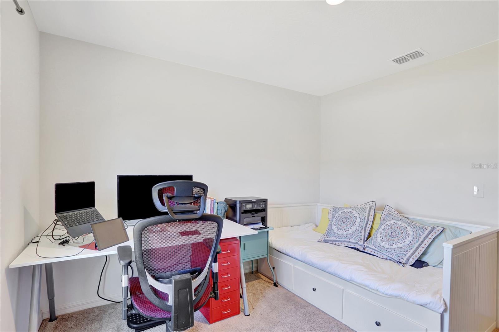 Image 33 of 74 For 329 Aster Court