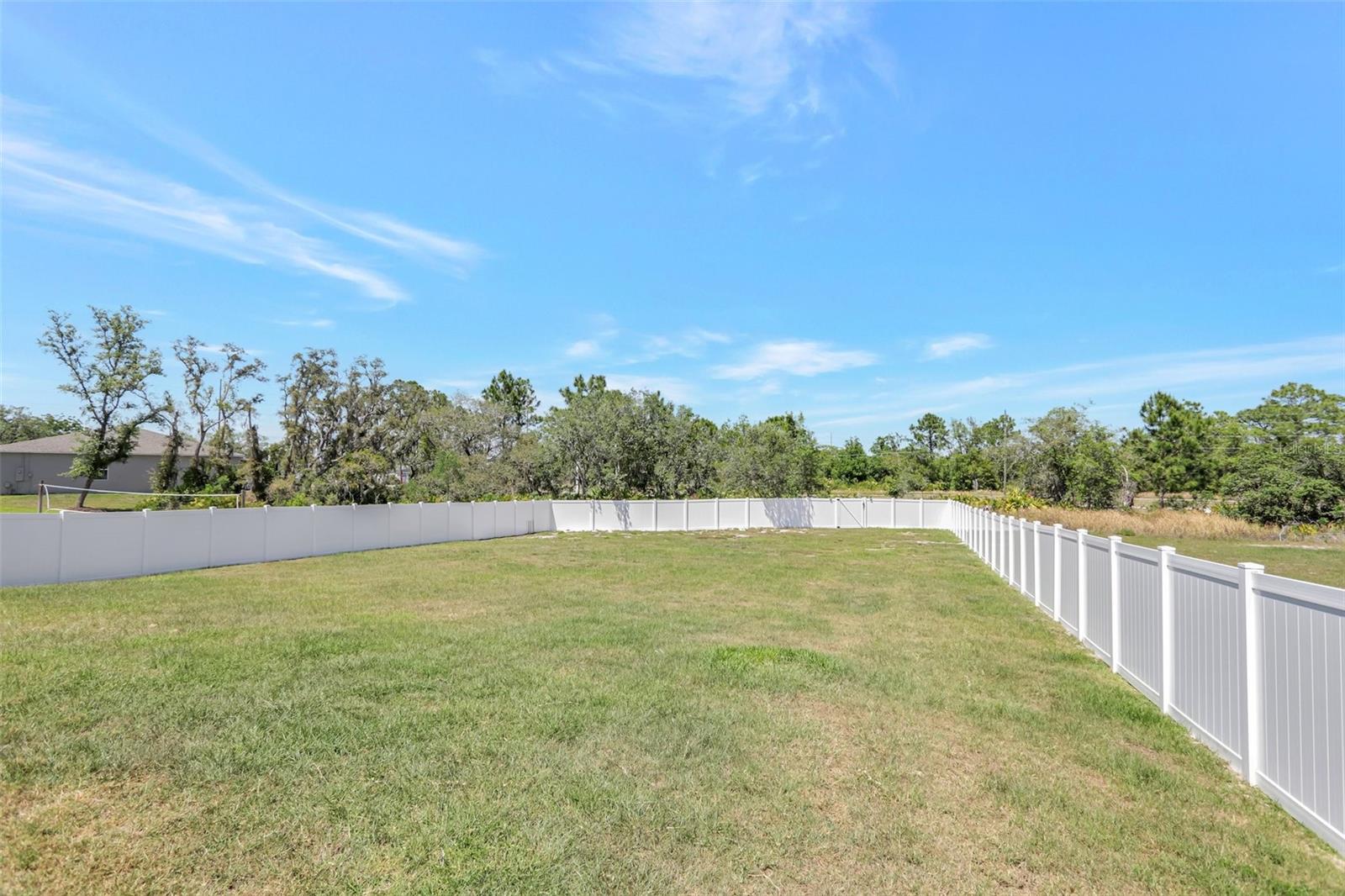 Image 45 of 74 For 329 Aster Court
